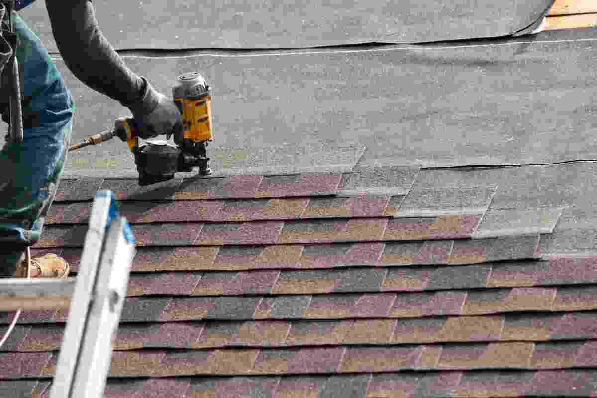 Roofing Installation in Eugene: What Homeowners Need to Know